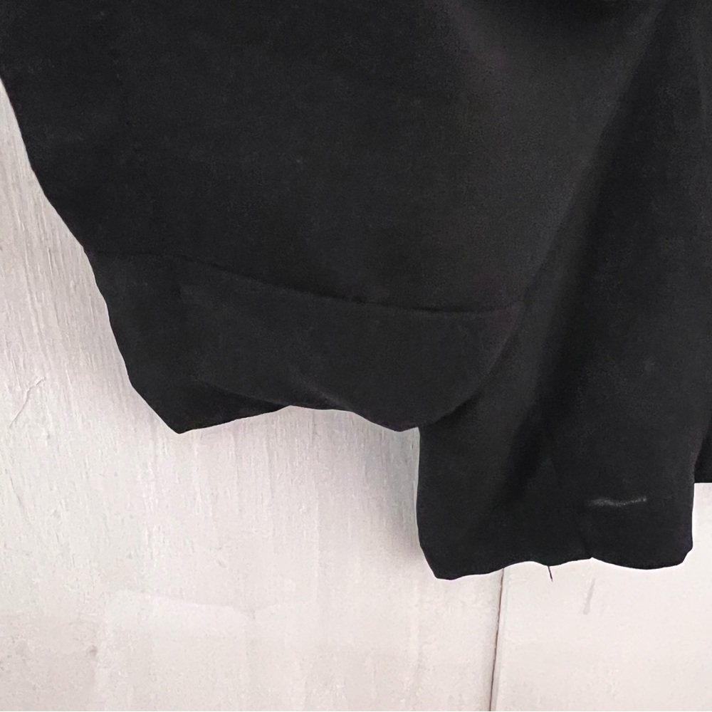 White House Black Market Black Embroidered Romper • MED/ 8-10 EXCELLENT - Picture 8 of 11